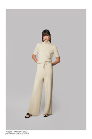 Art. 25201 Maglia/Sweater – Art. 25203 Pantalone/Pants