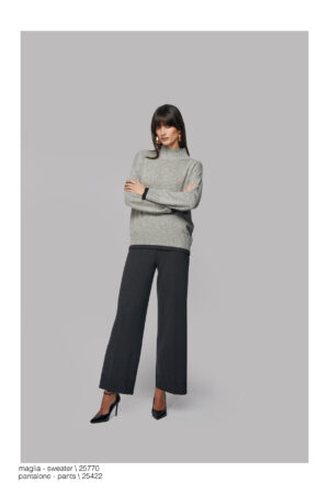 Art. 25770 Maglia/Sweater – Art. 25422 Pantalone/Pants