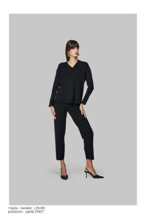 Art. 25446 Maglia/Sweater – Art. 25457 Pantalone/Pants